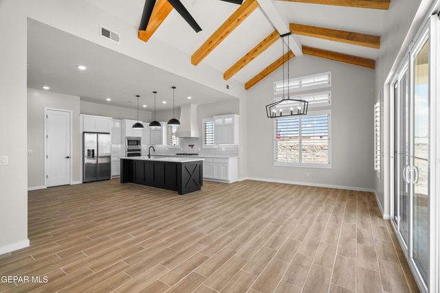14501 BURWOOD Circle, Horizon City, TX 79928
