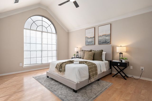 8606 Old Oak Drive, Irving, TX 75063