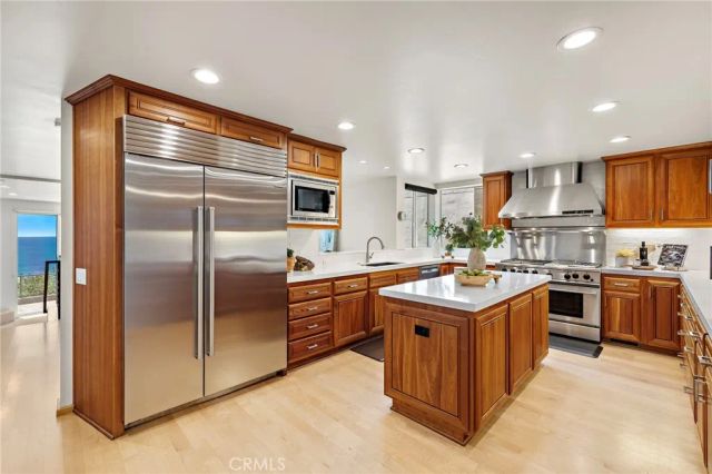 2166 Ruby Place, Laguna Beach, CA 92651