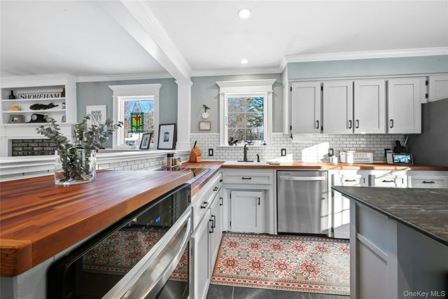 19 Walnut Drive, Shoreham, NY 11786