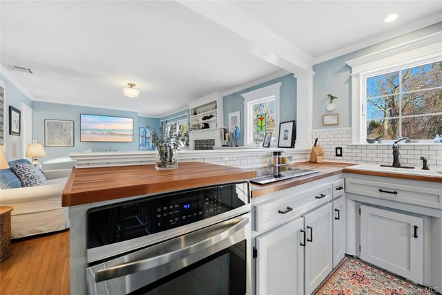 19 Walnut Drive, Shoreham, NY 11786