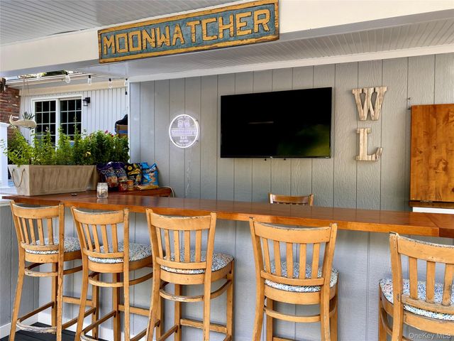 19 Walnut Drive, Shoreham, NY 11786