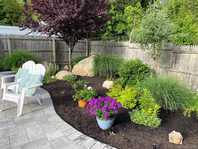 19 Walnut Drive, Shoreham, NY 11786