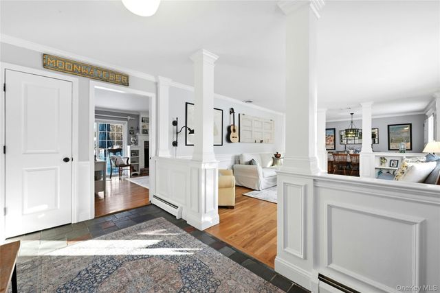 19 Walnut Drive, Shoreham, NY 11786