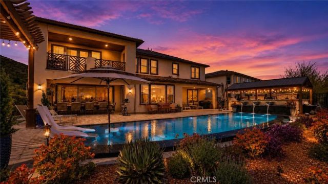 18601 Juniper Springs, Canyon Country, CA 91387