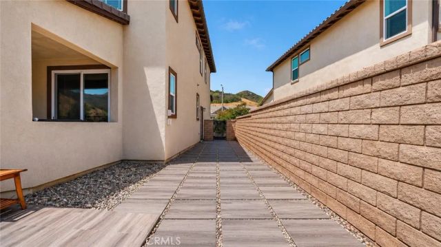 18601 Juniper Springs, Canyon Country, CA 91387