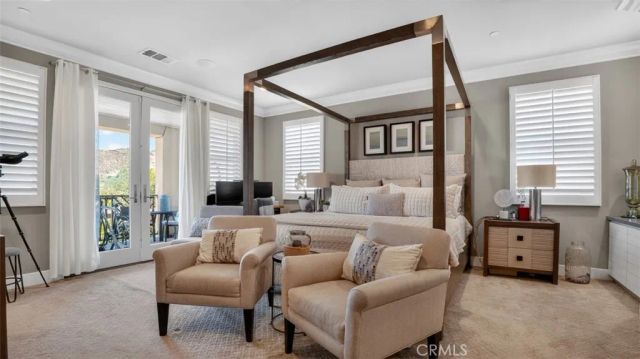 18601 Juniper Springs, Canyon Country, CA 91387