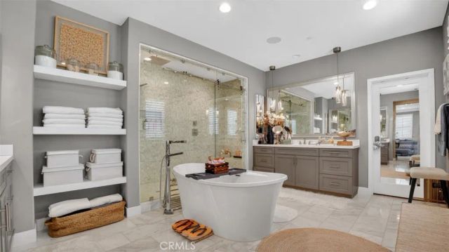 18601 Juniper Springs, Canyon Country, CA 91387