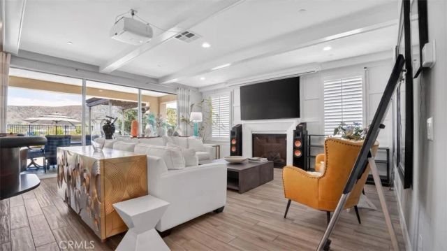 18601 Juniper Springs, Canyon Country, CA 91387