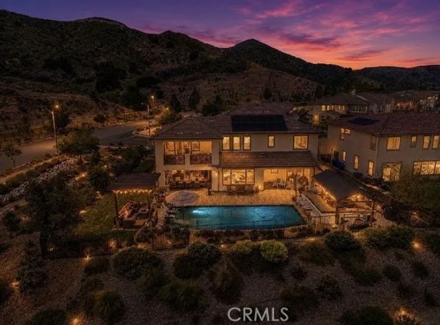 18601 Juniper Springs, Canyon Country, CA 91387