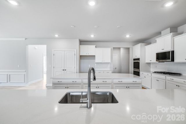 2284 Moon Crest Road 146, Lancaster, SC 29720