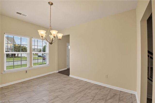 1617 Banff CT, Chesapeake, VA 23320