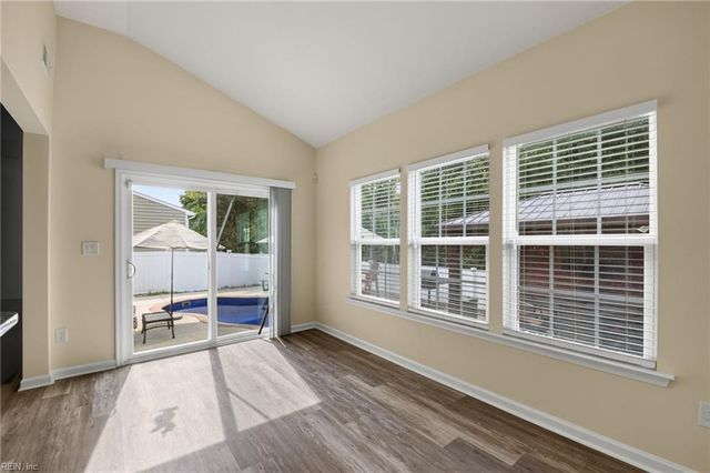 1617 Banff CT, Chesapeake, VA 23320