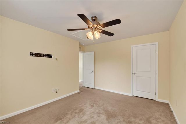 1617 Banff CT, Chesapeake, VA 23320
