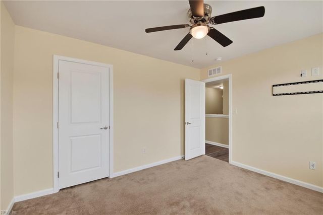 1617 Banff CT, Chesapeake, VA 23320