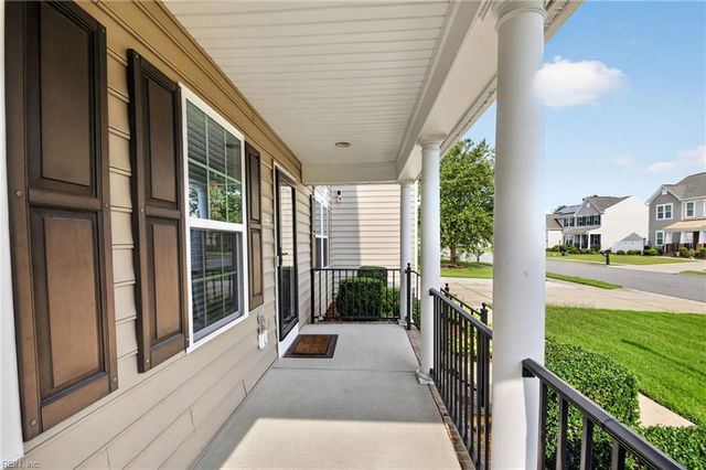 1617 Banff CT, Chesapeake, VA 23320