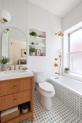 551 LEXINGTON Avenue, New York City, NY 11221