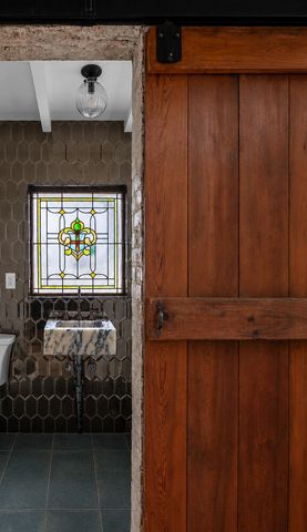 551 LEXINGTON Avenue, New York City, NY 11221