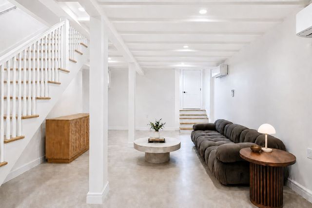 551 LEXINGTON Avenue, New York City, NY 11221