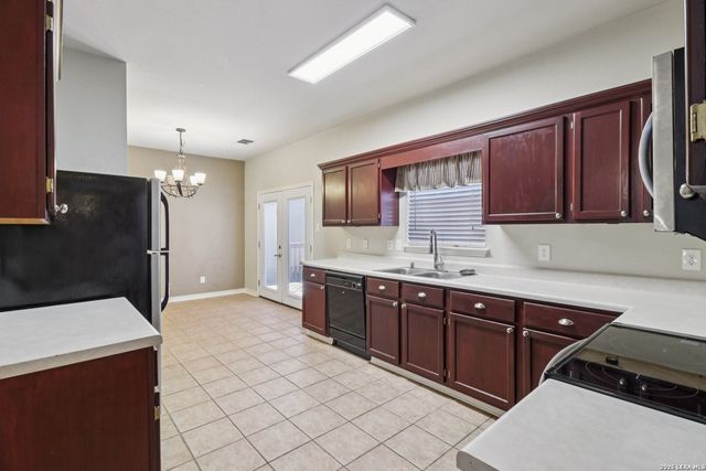 15727 Knollrun, San Antonio, TX 78247