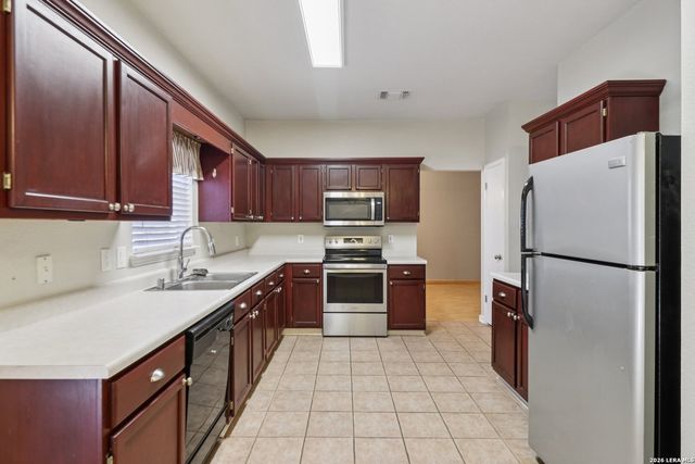 15727 Knollrun, San Antonio, TX 78247