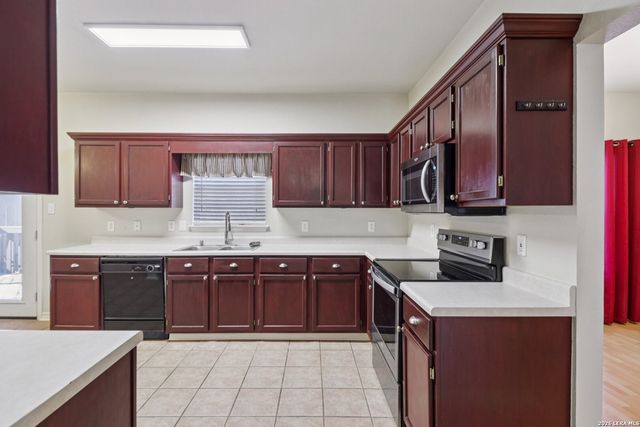 15727 Knollrun, San Antonio, TX 78247