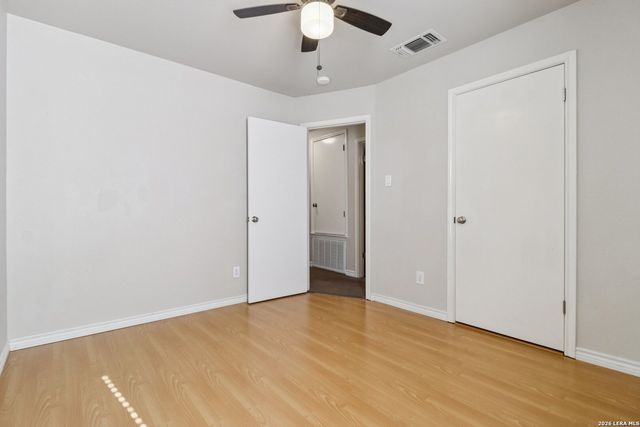 15727 Knollrun, San Antonio, TX 78247