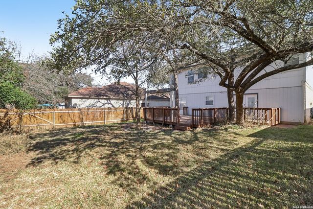 15727 Knollrun, San Antonio, TX 78247