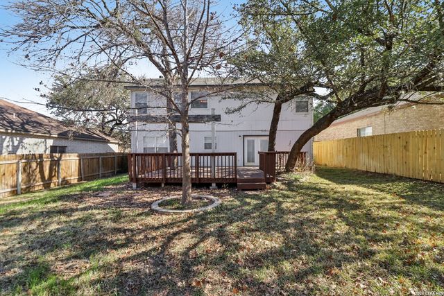 15727 Knollrun, San Antonio, TX 78247