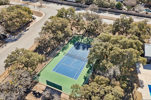 15727 Knollrun, San Antonio, TX 78247