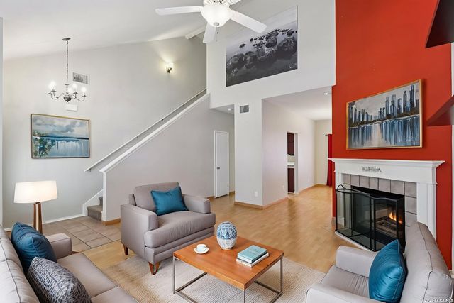 15727 Knollrun, San Antonio, TX 78247