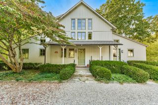 132 Tantumorantum Road, Lyme, CT 06371