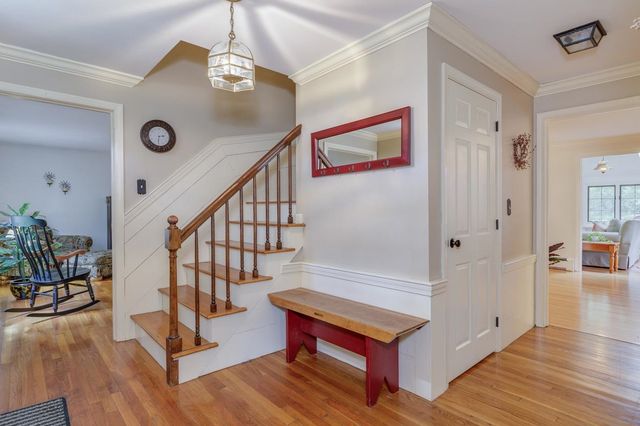 22 Horace Greeley Road, Amherst, NH 03031