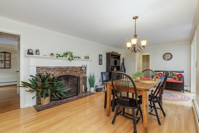 22 Horace Greeley Road, Amherst, NH 03031