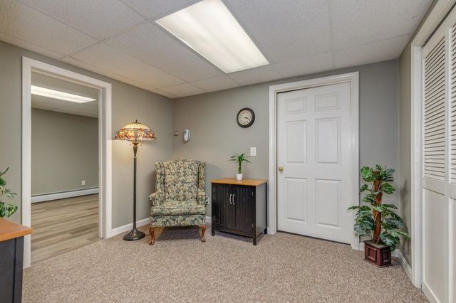 22 Horace Greeley Road, Amherst, NH 03031