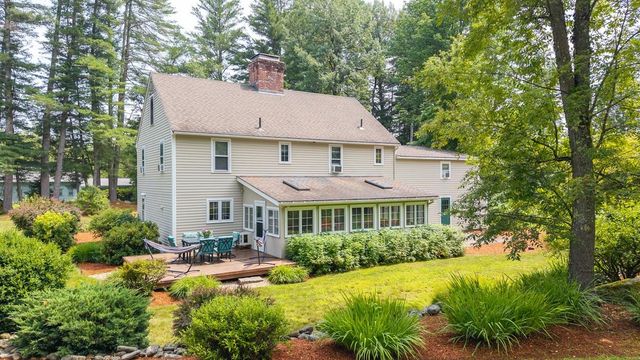 22 Horace Greeley Road, Amherst, NH 03031