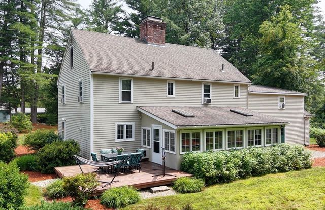22 Horace Greeley Road, Amherst, NH 03031