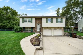2717 Merrittview Lane, Colerain Twp, OH 45231