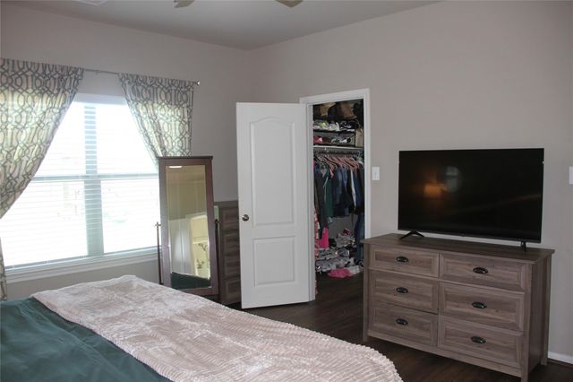 28623 Lockeridge Springs Drive, Spring, TX 77386