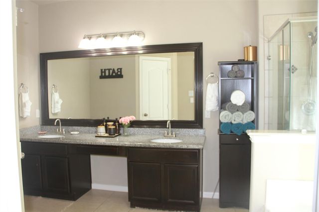 28623 Lockeridge Springs Drive, Spring, TX 77386