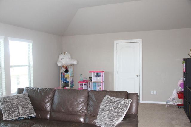 28623 Lockeridge Springs Drive, Spring, TX 77386