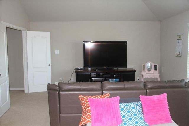 28623 Lockeridge Springs Drive, Spring, TX 77386