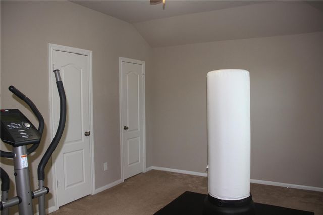 28623 Lockeridge Springs Drive, Spring, TX 77386