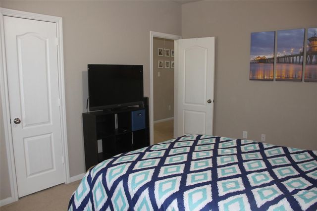 28623 Lockeridge Springs Drive, Spring, TX 77386