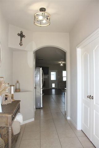 28623 Lockeridge Springs Drive, Spring, TX 77386