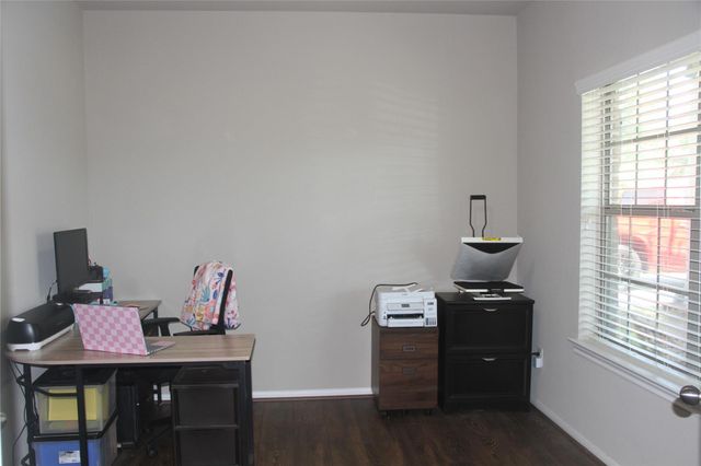 28623 Lockeridge Springs Drive, Spring, TX 77386