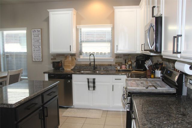 28623 Lockeridge Springs Drive, Spring, TX 77386
