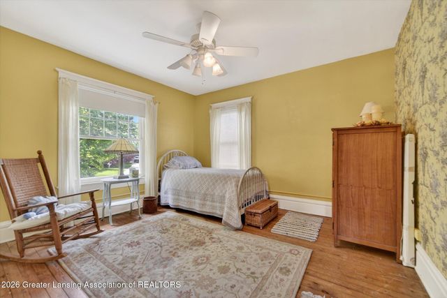 124 W Lincoln Street, Grand Ledge, MI 48837