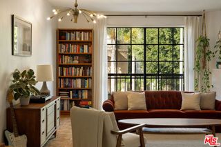 1539 Greenfield Avenue 102, Los Angeles, CA 90025