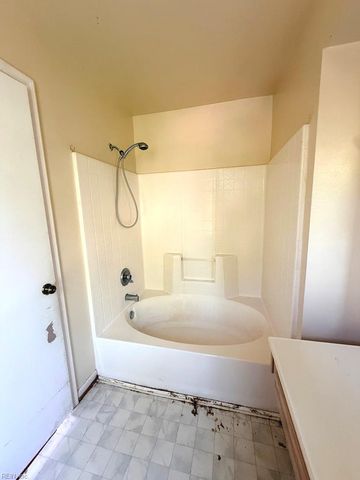 5297 Bardith CIR, Virginia Beach, VA 23455